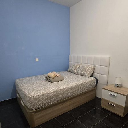 Appartamento Funcaral Santa Brigida Madrid Esterno foto
